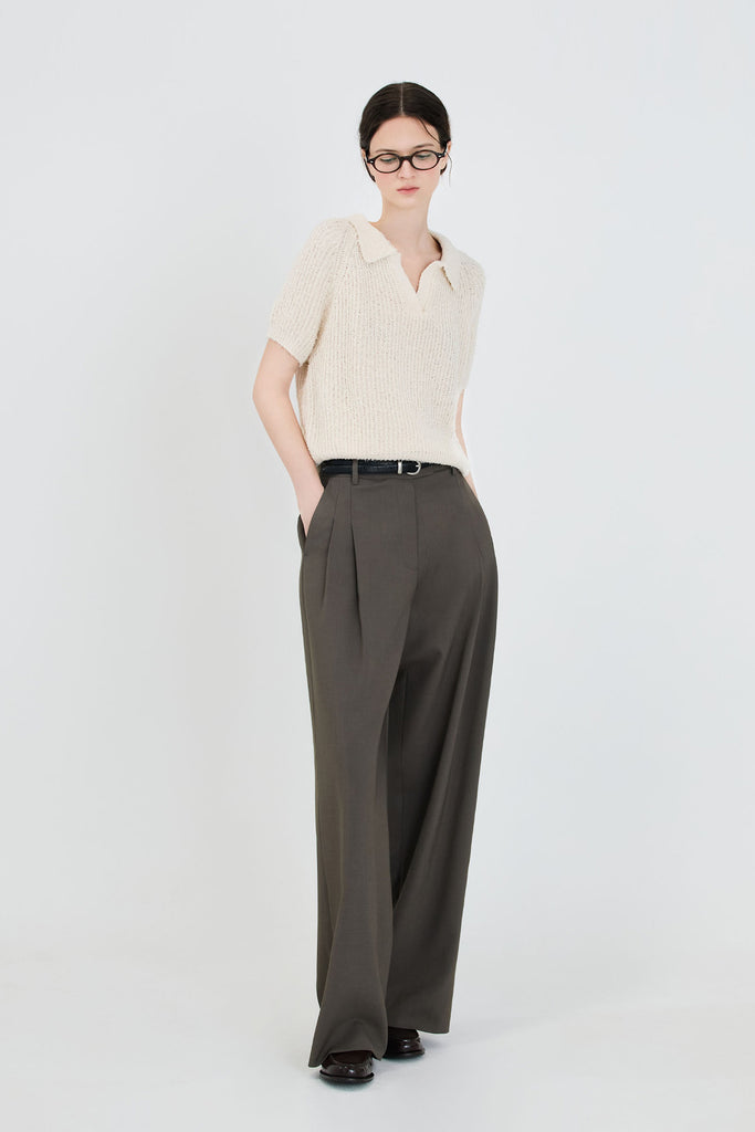 #color_light-beige