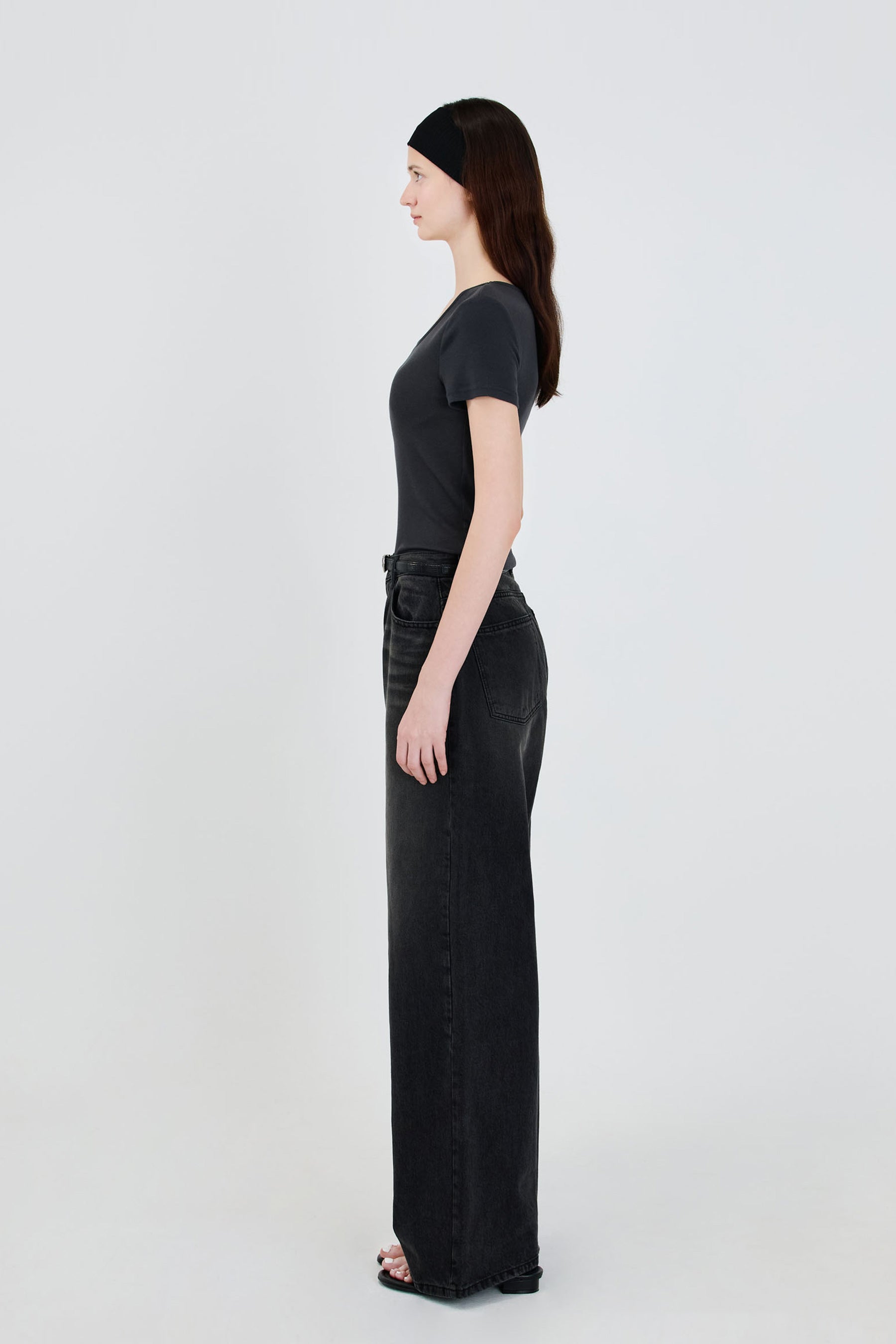 #color_washed-black