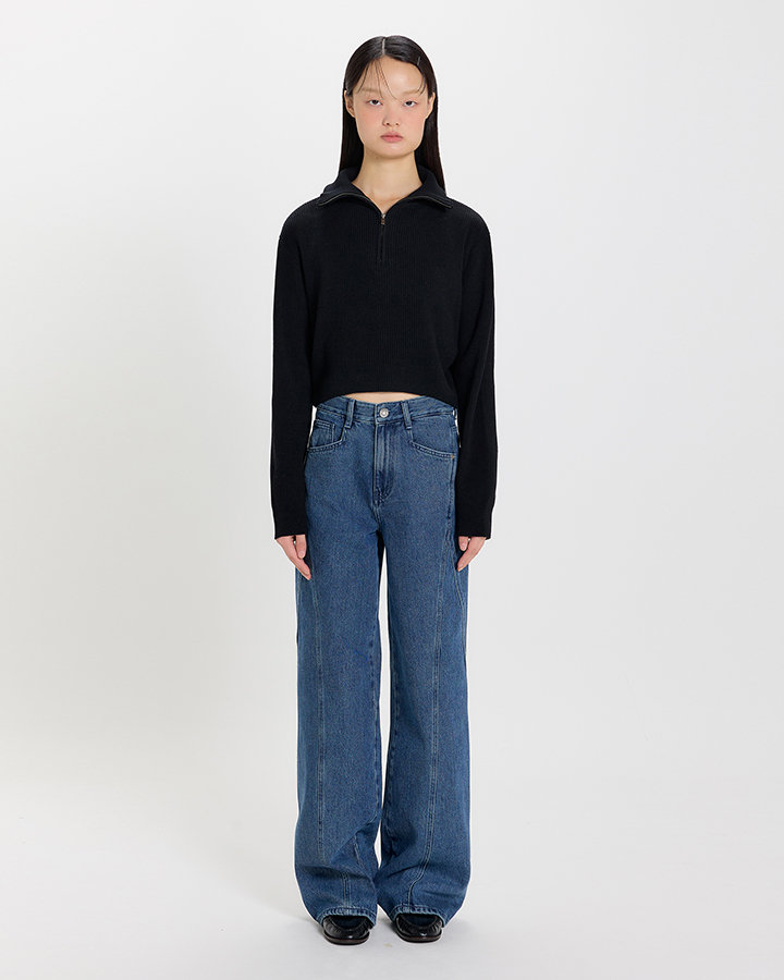 High-neck Cropped Half-Zip