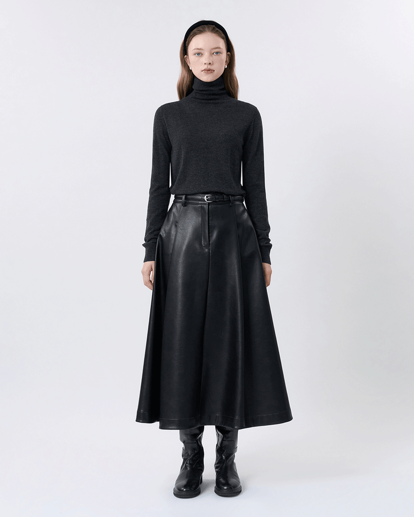 Crève Turtleneck Knit Top