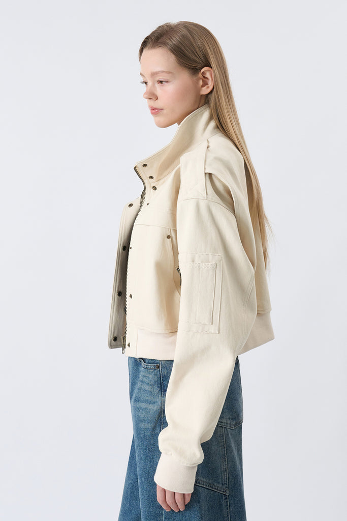 #color_light-beige