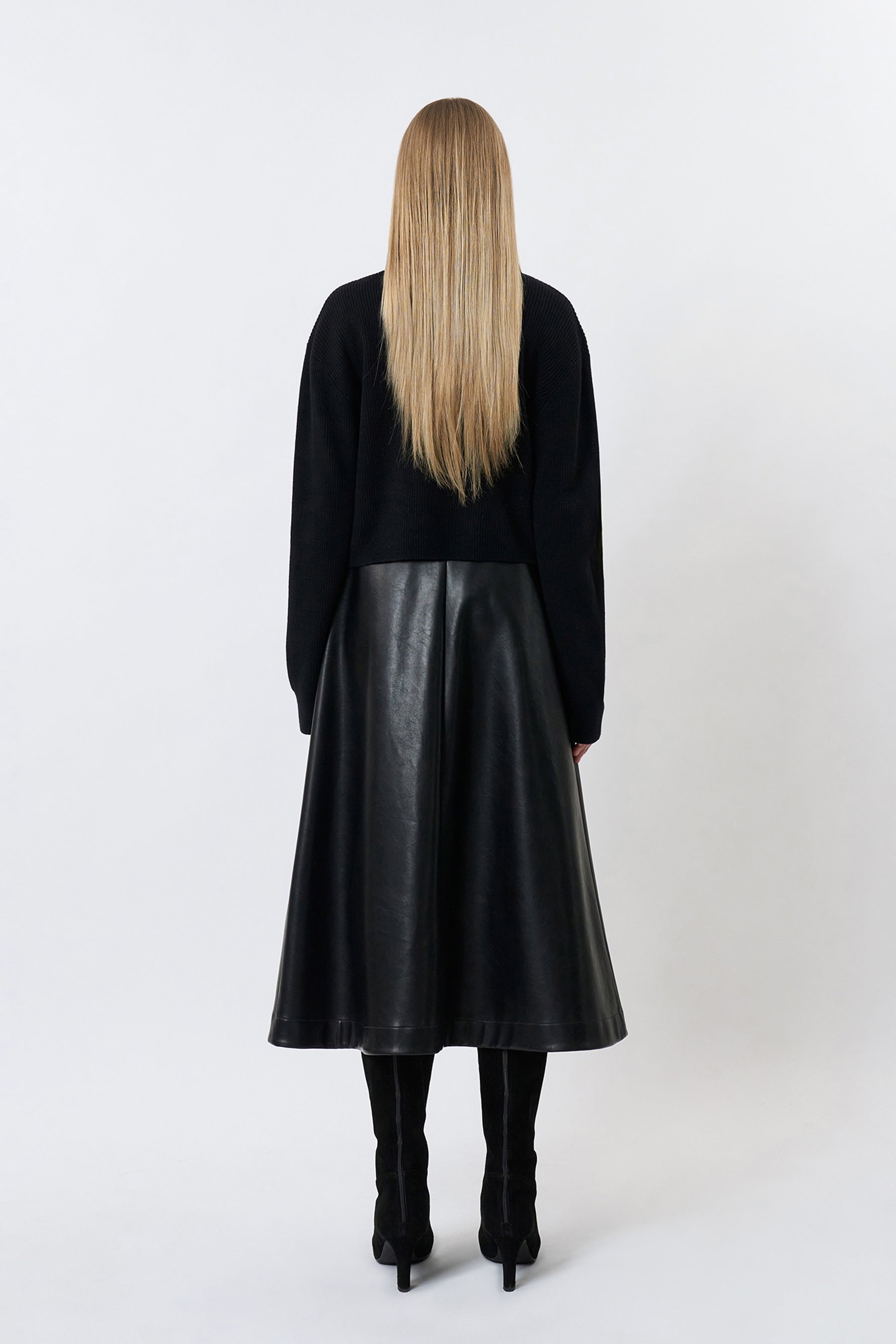 #color_black
